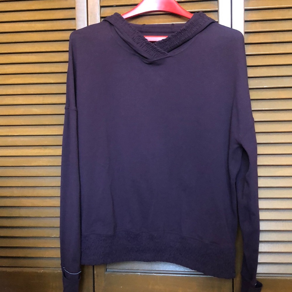 Lululemon hoodie 8